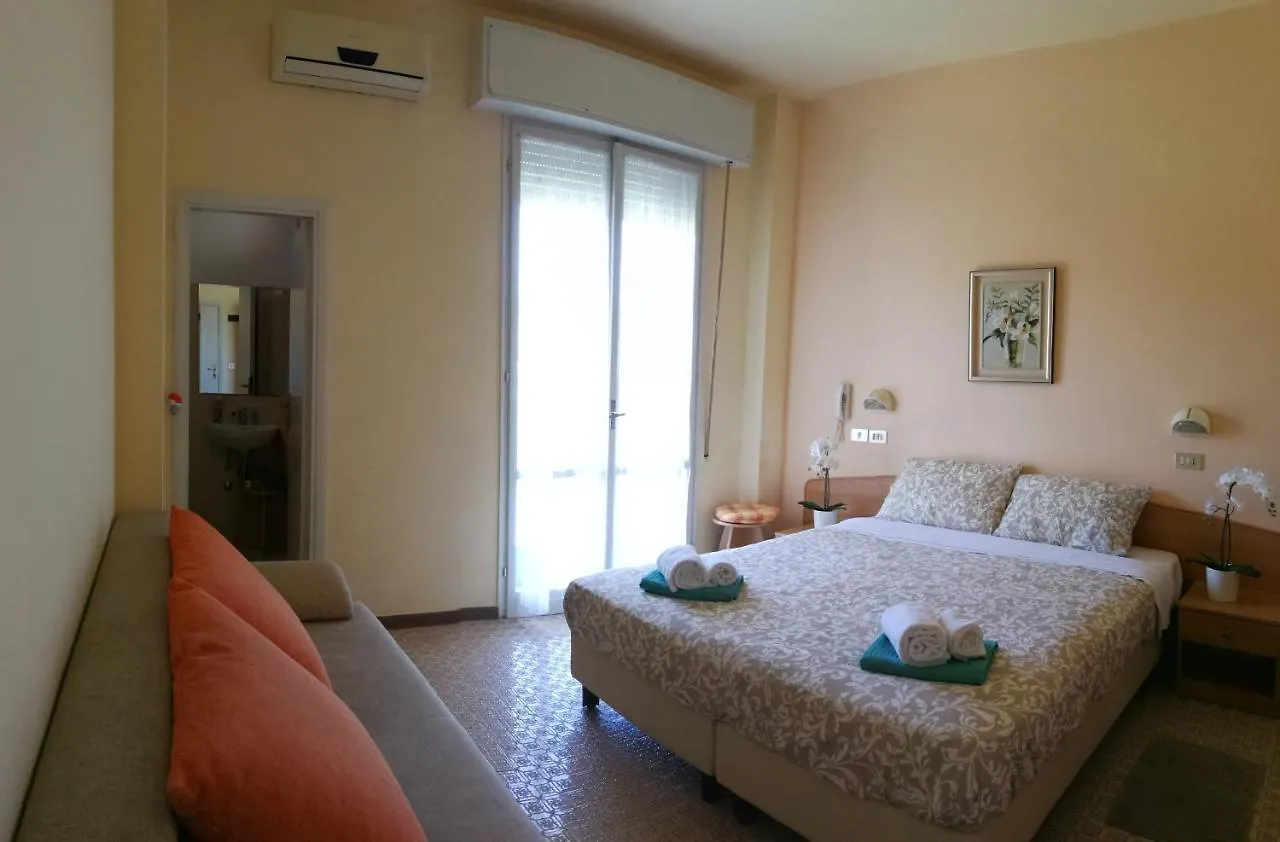 Hotel Rossella Rimini Olaszország