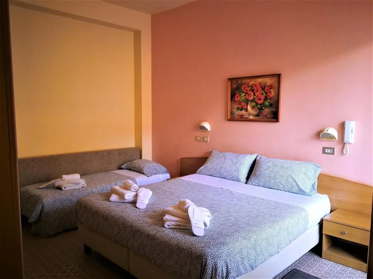 **  Hotel Rossella Rimini Olaszország