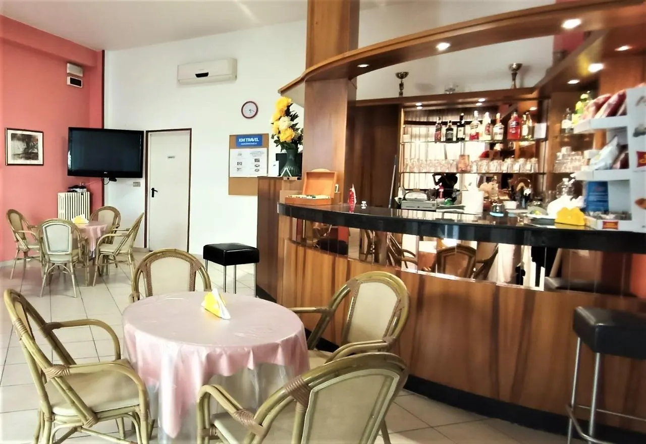 Hotel Rossella Rimini 2*,  Italia