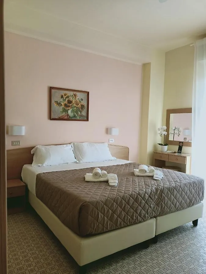**  Hotel Rossella Rimini Italia